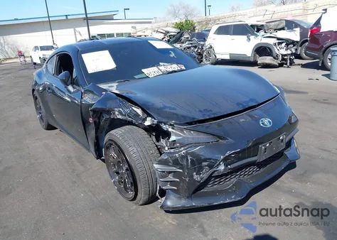 2018 Toyota 86 Gt from USA, damaged, VIN JF1ZNAE18J8701913
